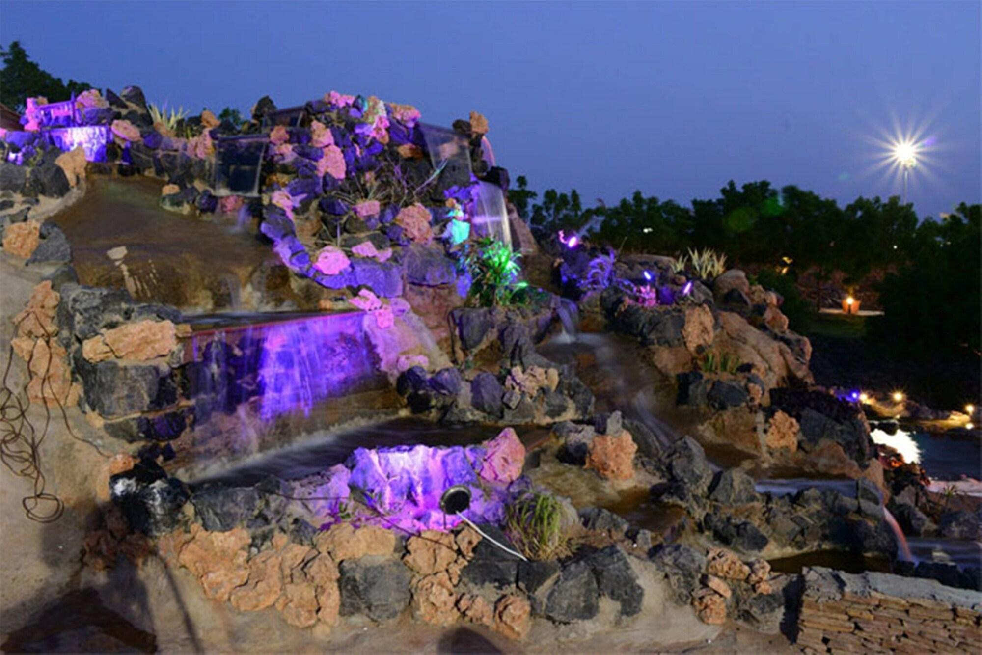 Regenta Resort Bhuj By Royal Orchid Hotels Limited Dış mekan fotoğraf