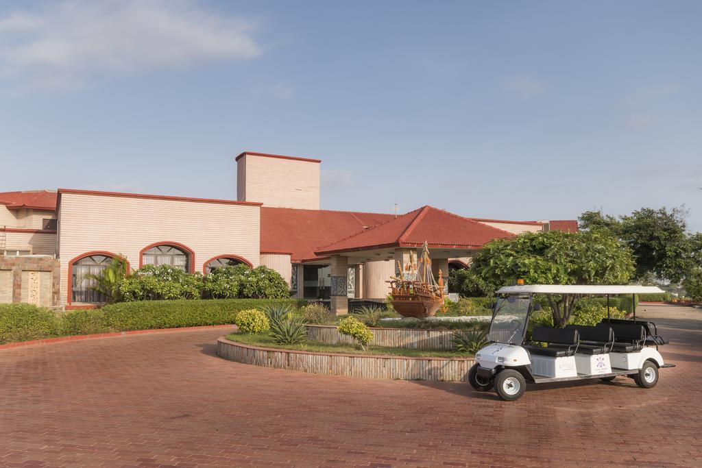 Regenta Resort Bhuj By Royal Orchid Hotels Limited Dış mekan fotoğraf