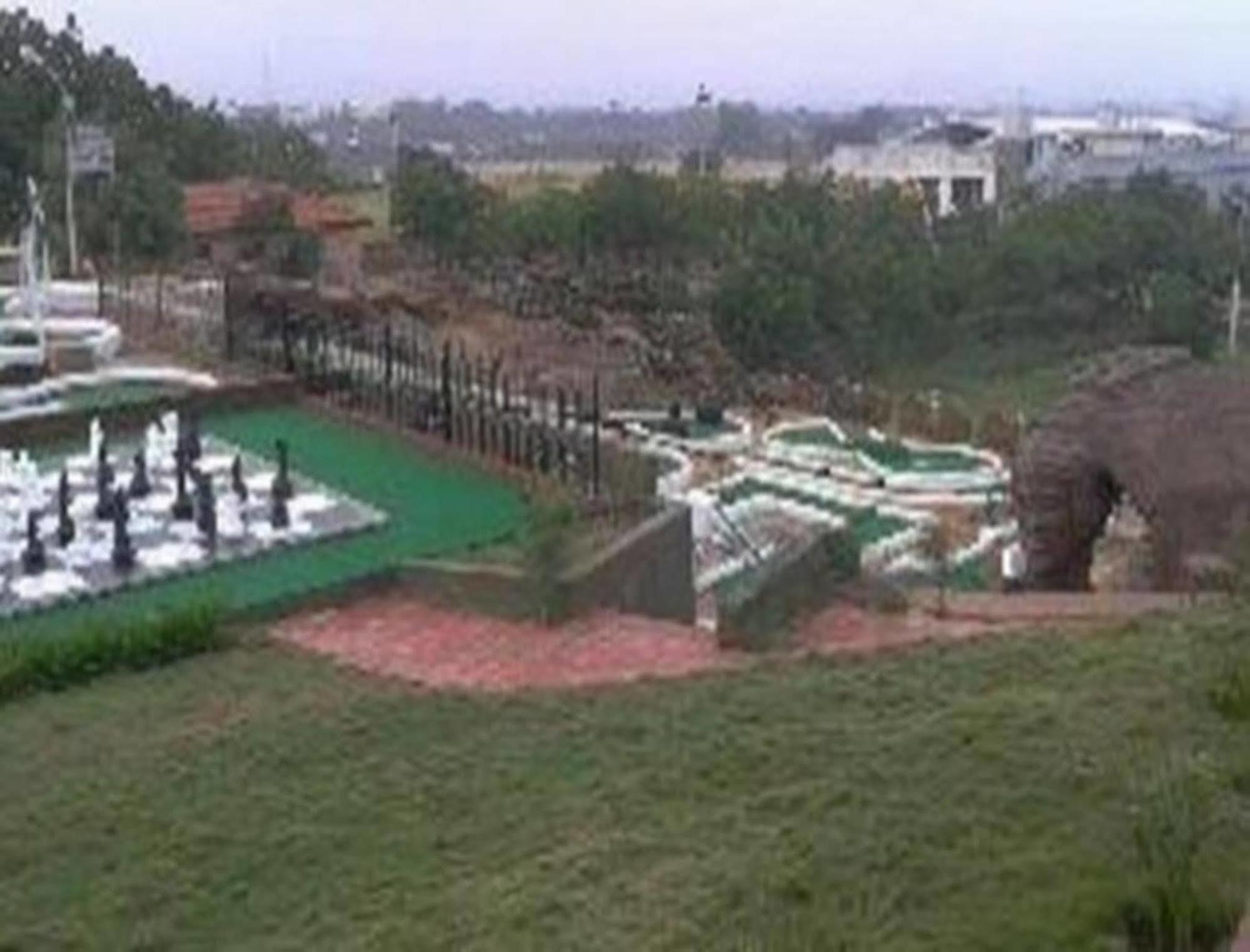 Regenta Resort Bhuj By Royal Orchid Hotels Limited Dış mekan fotoğraf