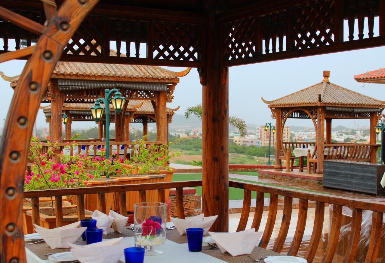 Regenta Resort Bhuj By Royal Orchid Hotels Limited Oda fotoğraf